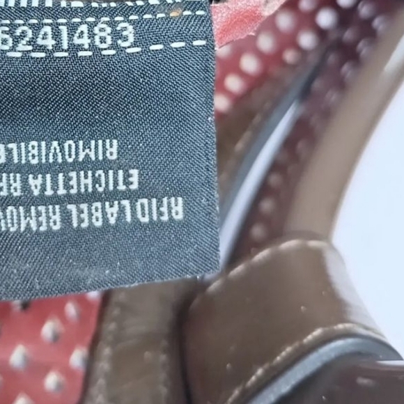 FENDI RUNWAY SHOPPER TOTE - Picture 10 of 11